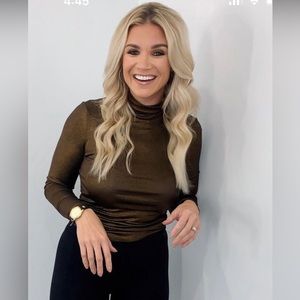 BCBG long sleeve blouse